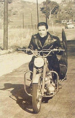 Elvis Presley - černobílé