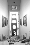 Průjezd galerií (černobílé)